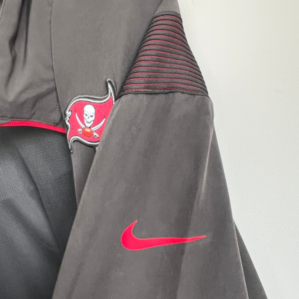 Tampa Bay Buccaneers Nike NFL On Field Lightweight Collar Zip Up Jacket XL - Picture 10 of 12